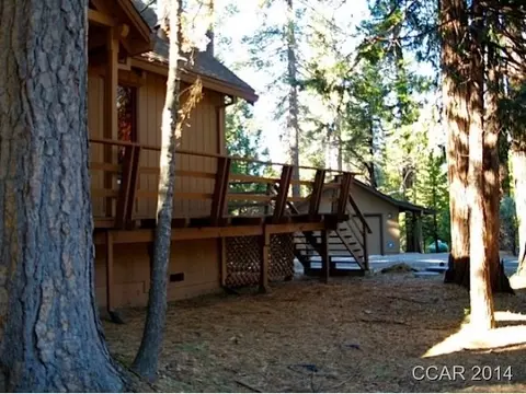 1655 Meadow Dr, Arnold, CA 95223 photo 3