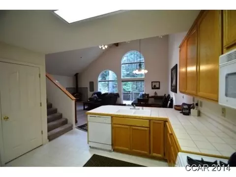 60 Meadowview Ct, Arnold, CA 95223 photo 8