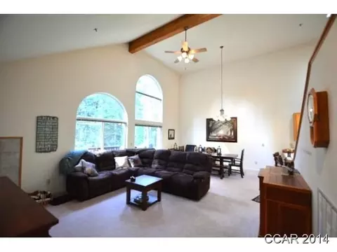 60 Meadowview Ct, Arnold, CA 95223 photo 5
