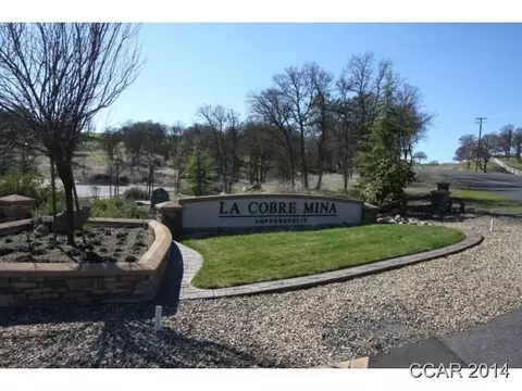 233 Paseo Verde Dr, Copperopolis, CA 95228 photo 2