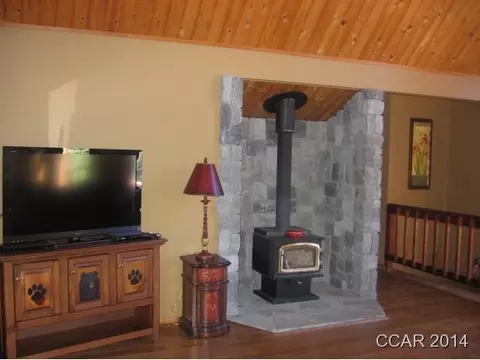 2169 Meadow Dr, Arnold, CA 95223 photo 4