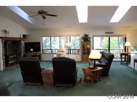 1087 Fairway Ct, Murphys, CA 95247 photo 4