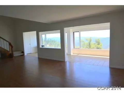 1194 Laurel, Murphys, CA 95247 photo 3