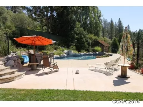 547 Apple Blossom, Murphys, CA 95247 photo 3
