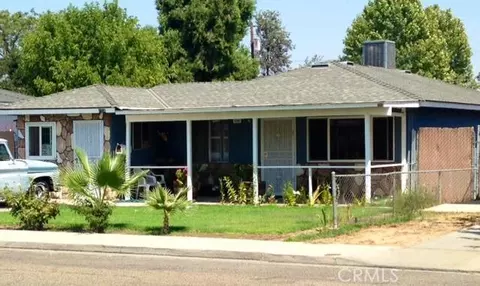 1334 I St, Sanger, CA 93657 photo 1