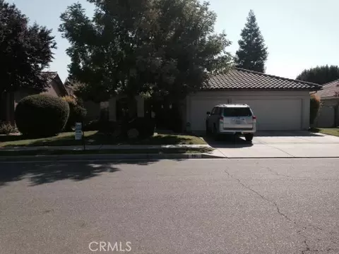981 Suburban Ave, Madera, CA 93637 photo 1