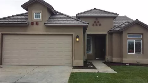 2708 Apple Tree, Madera, CA 93637 photo 1