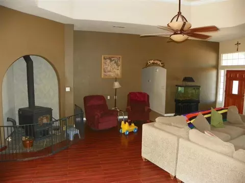 10370 E Shaw Blvd, Clovis, CA 93619 photo 9