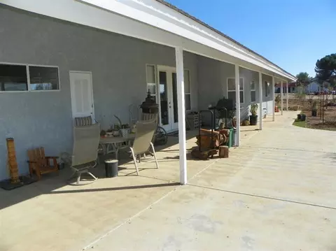 10370 E Shaw Blvd, Clovis, CA 93619 photo 2