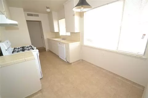 3324 E Simpson Ave, Fresno, CA 93703 photo 5