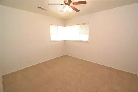 3324 E Simpson Ave, Fresno, CA 93703 photo 8