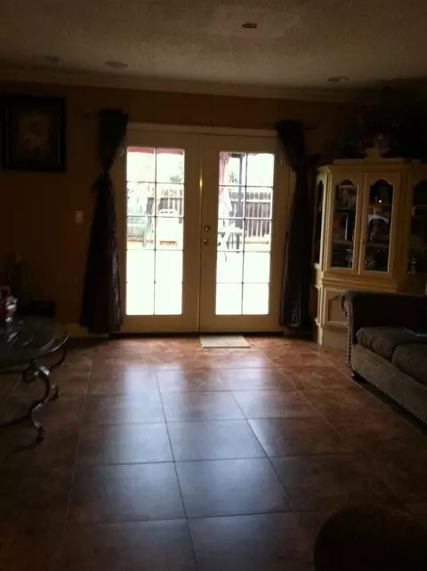27435 Stanford Ave, Madera, CA 93637 photo 3