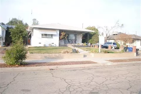 2114 Webster St, Sanger, CA 93657 photo 5