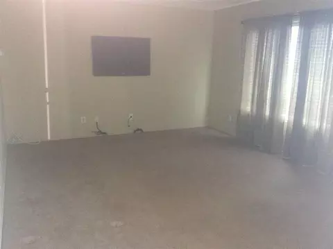 413 Fall Ave, Madera, CA 93637 photo 1