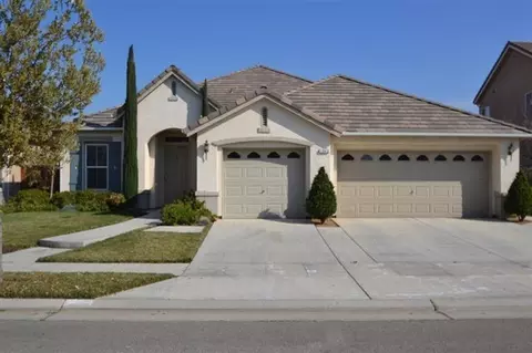 1945 N Whiteash Ave, Clovis, CA 93619 photo 1