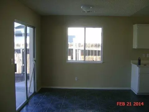 1715 Yip St, Firebaugh, CA 93622 photo 3