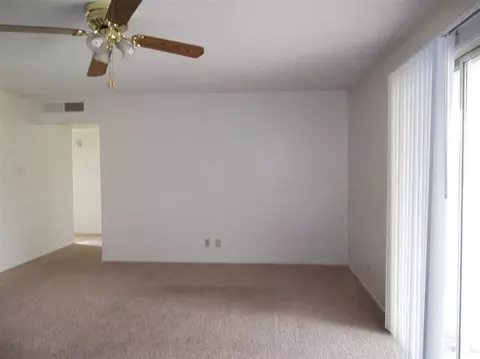 467 W Twain Ave, Clovis, CA 93612 photo 6