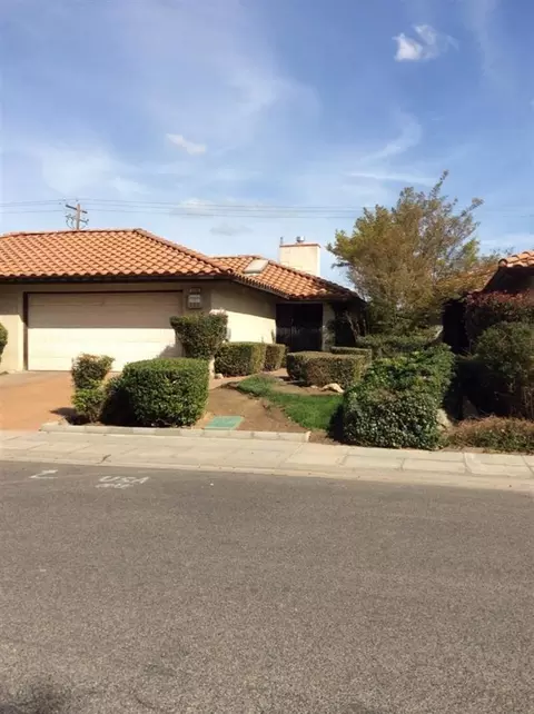 1125 Valley Way, Madera, CA 93637 photo 1