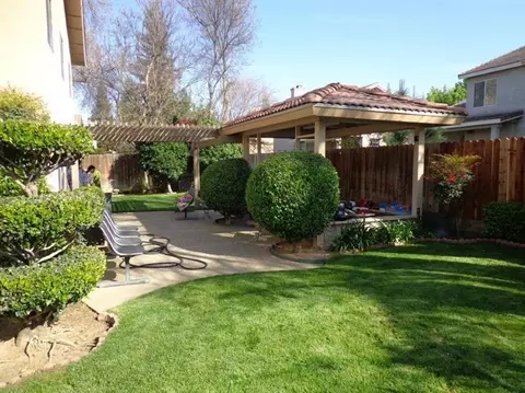 2294 Roberts Ave, Clovis, CA 93611 photo 3