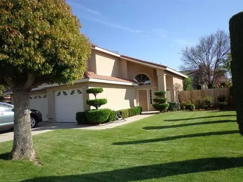 2294 Roberts Ave, Clovis, CA 93611 photo 4