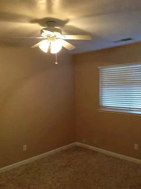 1664 Holland, Clovis, CA 93611 photo 7