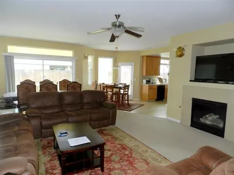 2959 Duncan Ave, Clovis, CA 93611 photo 4