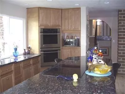 8688 N Chickadee Ln, Clovis, CA 93619 photo 5