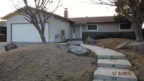 1445 Rawson Ave, Sanger, CA 93657 photo 1