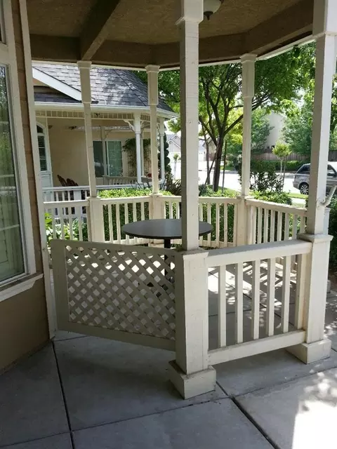 307 Everglade Ave, Clovis, CA 93619 photo 2
