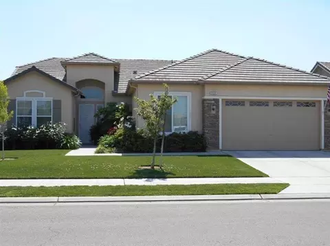 3304 Sierra Madre Ave, Clovis, CA 93619 photo 1
