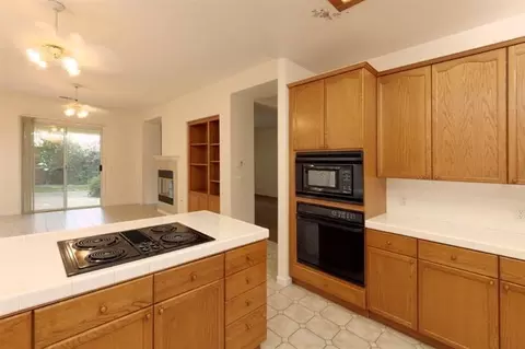 1112 N Karen Ave, Clovis, CA 93611 photo 5