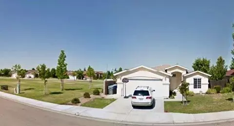 2074 Coventry Ave, Clovis, CA 93611 photo 1