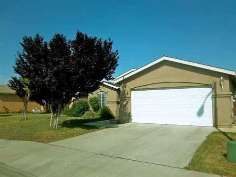 2159 Coventry Ave, Clovis, CA 93611 photo 2
