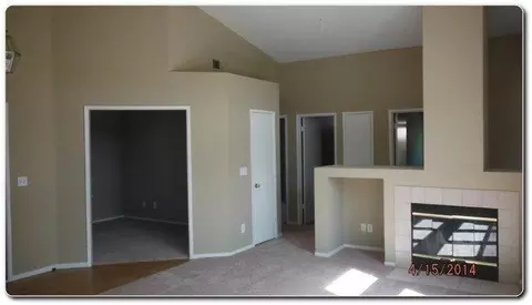 1593 Hanson, Clovis, CA 93611 photo 5