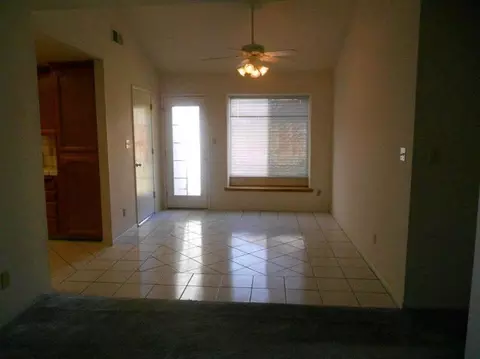 2552 Paul Ave, Clovis, CA 93611 photo 8