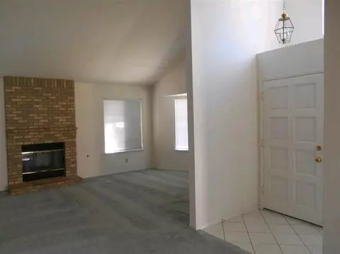 2552 Paul Ave, Clovis, CA 93611 photo 5