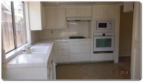 2384 5th St, Sanger, CA 93657 photo 4