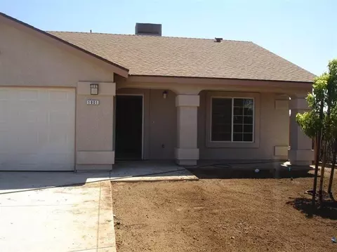 1901 Eagle Dr, Madera, CA 93638 photo 2