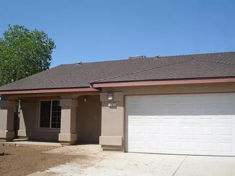 1902 Eagle Dr, Madera, CA 93638 photo 1