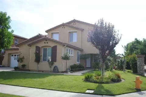 933 Pinewood Ave, Sanger, CA 93657 photo 3