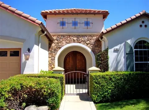 161 Houston Ave, Clovis, CA 93611 photo 2