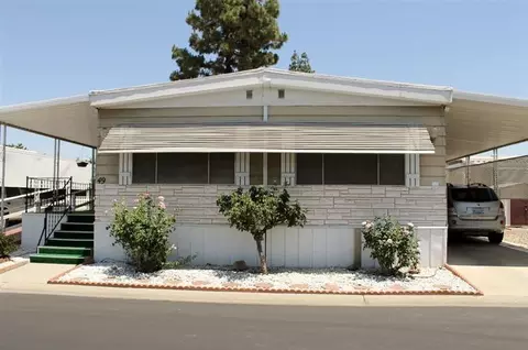 1218 E Cleveland Ave #49, Madera, CA 93638 photo 1