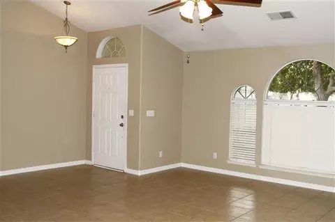 831 N Fordham Ave, Clovis, CA 93611 photo 6