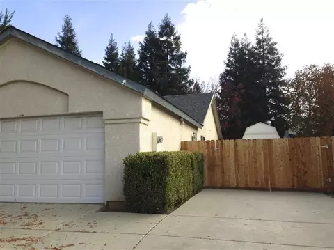 831 N Fordham Ave, Clovis, CA 93611 photo 3
