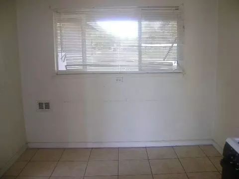 1609 Cherry Ave, Sanger, CA 93657 photo 3