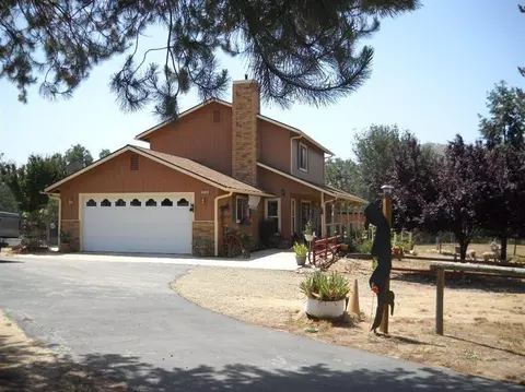 39324 Dunlap Rd, Dunlap, CA 93621 photo 1