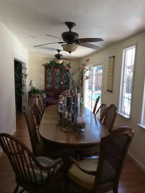 328 Circle Dr, Chowchilla, CA 93610 photo 3