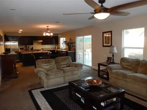 509 Pear St, Madera, CA 93638 photo 8