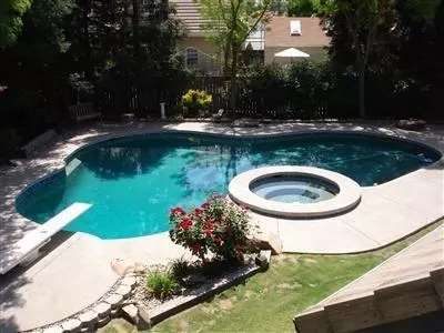 718 Athens Ave, Clovis, CA 93611 photo 10