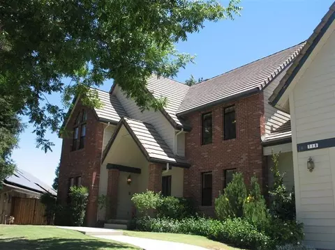 718 Athens Ave, Clovis, CA 93611 photo 2